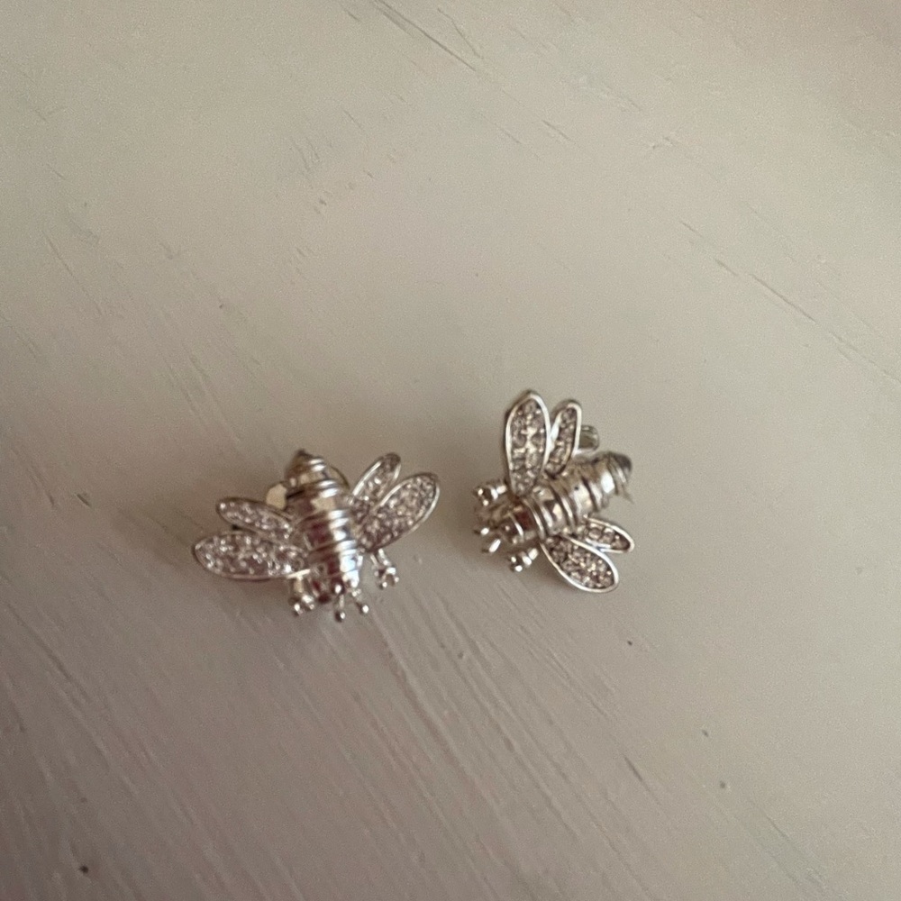 Bumble Bee Flip Flop Clips